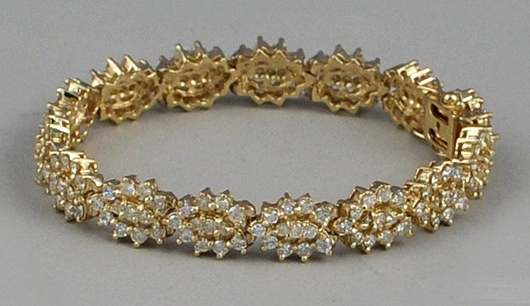 Gold and diamond bracelet, 14K. Image courtesy of Woodbury Auctions.
